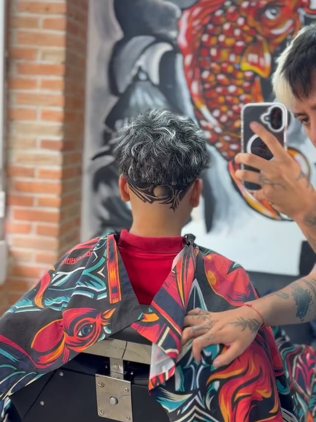 Lineas finas de Charly